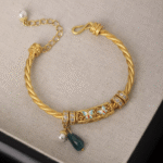 Chinese retro palace bracelet high-end pearl color stone pendant design