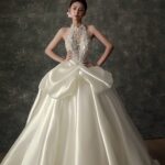 【Luz】French style halterneck palace retro wedding dress Z0013