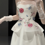 【Luz】Simple embroidered strapless wedding dress G0006