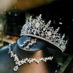 【Accessories】Wedding necklace, crown and tiara, three-piece bridal set, main wedding dress accessories, silver  Z0049
